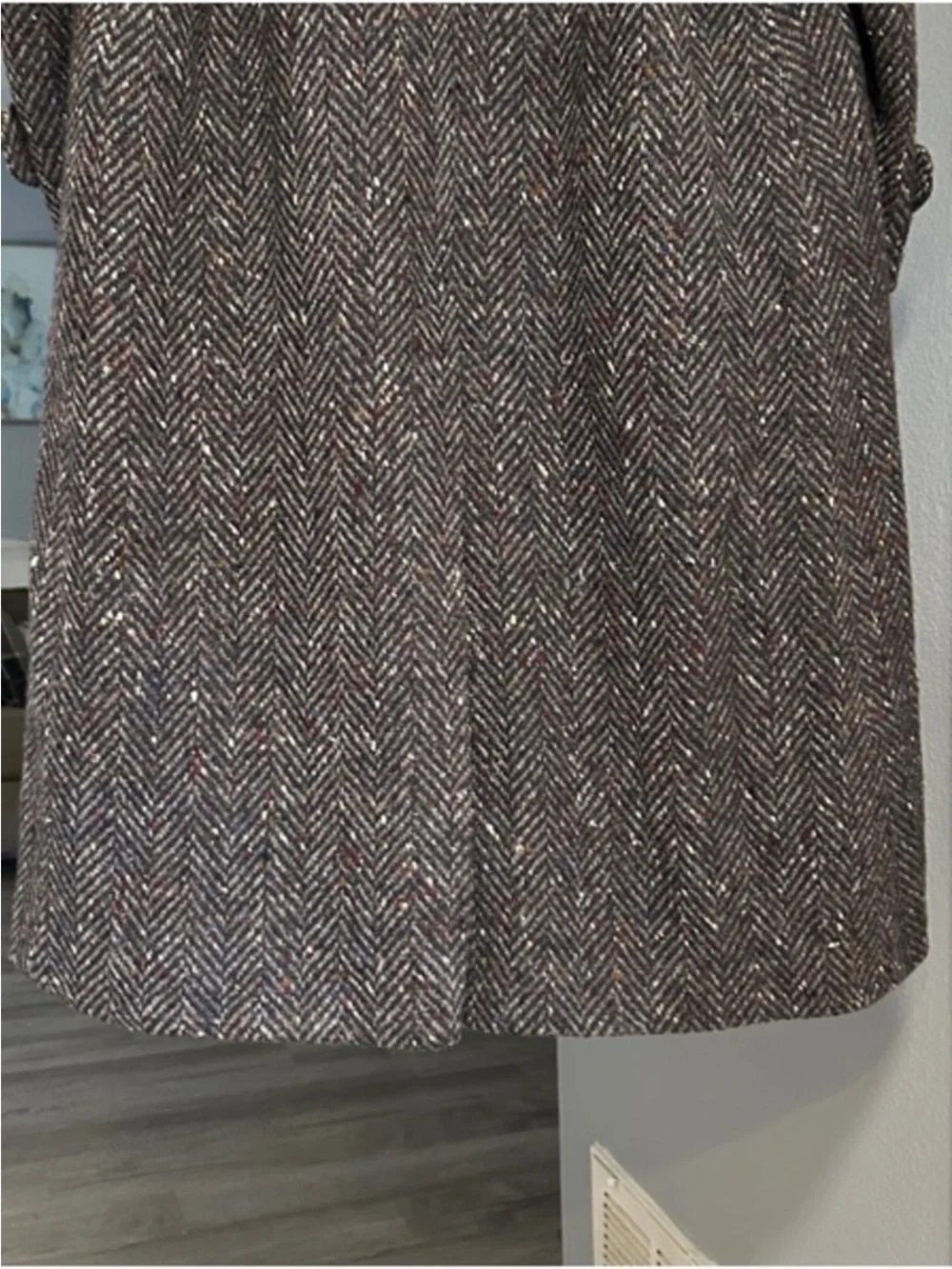 80s Donegal Tweed Men’s Wool Tweed Coat Herringbone Overcoat Made in Ireland